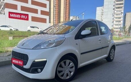 Peugeot 107 I рестайлинг, 2014 год, 670 000 рублей, 1 фотография