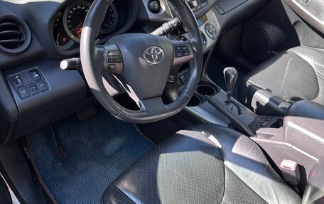 Toyota RAV4, 2011 год, 1 600 000 рублей, 6 фотография