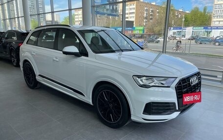 Audi Q7, 2022 год, 14 200 000 рублей, 3 фотография