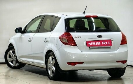 KIA cee'd I рестайлинг, 2011 год, 868 000 рублей, 2 фотография