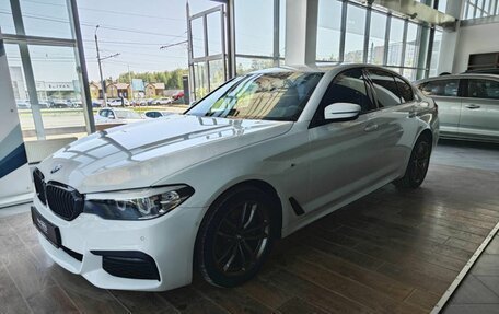 BMW 5 серия, 2019 год, 3 499 000 рублей, 2 фотография