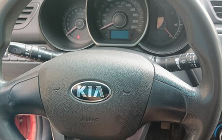 KIA Rio III рестайлинг, 2013 год, 730 000 рублей, 4 фотография