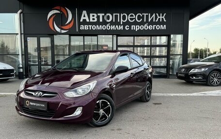 Hyundai Solaris II рестайлинг, 2011 год, 830 000 рублей, 5 фотография