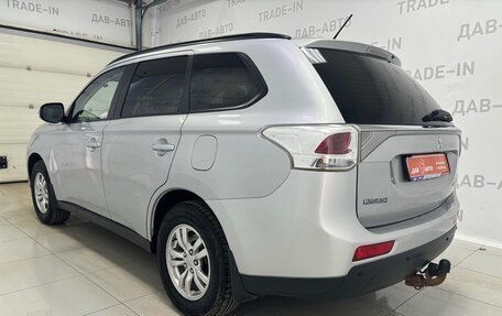 Mitsubishi Outlander III рестайлинг 3, 2014 год, 1 690 000 рублей, 6 фотография