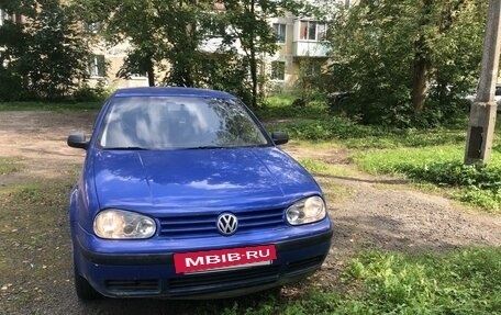 Volkswagen Golf IV, 1999 год, 240 000 рублей, 2 фотография