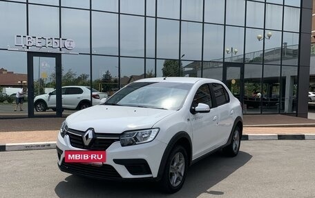 Renault Logan II, 2020 год, 868 000 рублей, 2 фотография