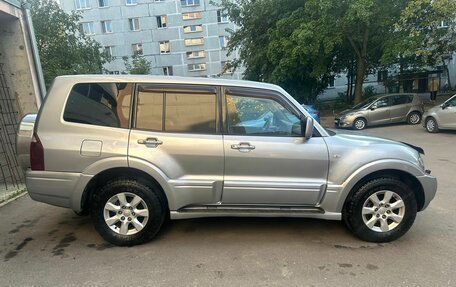 Mitsubishi Pajero III рестайлинг, 2004 год, 1 090 000 рублей, 6 фотография