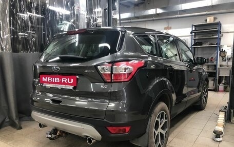 Ford Kuga III, 2017 год, 1 820 000 рублей, 4 фотография