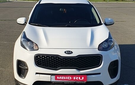 KIA Sportage IV рестайлинг, 2017 год, 2 000 000 рублей, 2 фотография