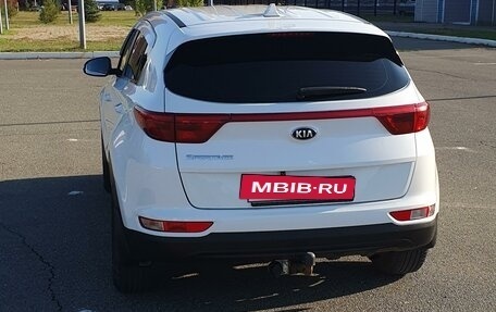 KIA Sportage IV рестайлинг, 2017 год, 2 000 000 рублей, 5 фотография