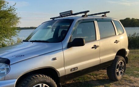 Chevrolet Niva I рестайлинг, 2005 год, 450 000 рублей, 4 фотография