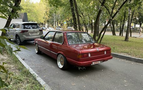 BMW 3 серия, 1982 год, 700 000 рублей, 2 фотография