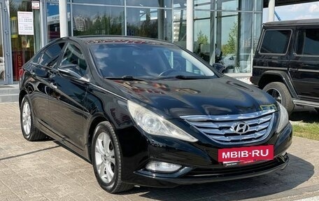 Hyundai Sonata VI, 2010 год, 1 000 000 рублей, 4 фотография