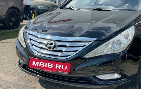 Hyundai Sonata VI, 2010 год, 1 000 000 рублей, 10 фотография