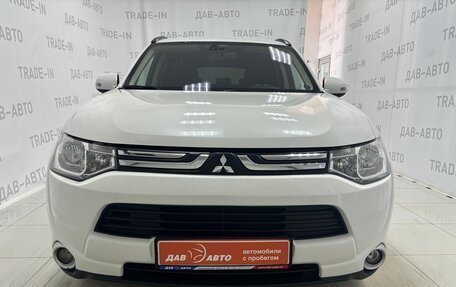 Mitsubishi Outlander III рестайлинг 3, 2012 год, 1 420 000 рублей, 2 фотография