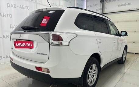 Mitsubishi Outlander III рестайлинг 3, 2012 год, 1 420 000 рублей, 4 фотография