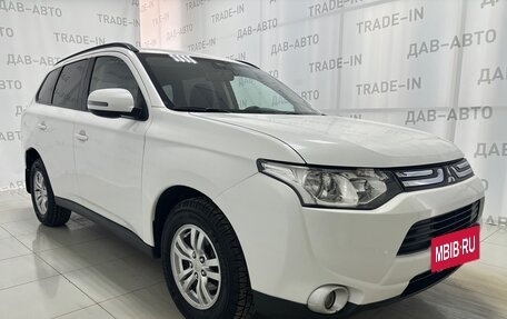 Mitsubishi Outlander III рестайлинг 3, 2012 год, 1 420 000 рублей, 3 фотография