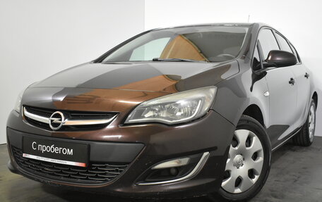 Opel Astra J, 2013 год, 679 000 рублей, 3 фотография