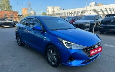 Hyundai Solaris II рестайлинг, 2021 год, 1 775 000 рублей, 3 фотография