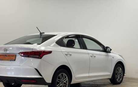 Hyundai Solaris II рестайлинг, 2021 год, 1 780 000 рублей, 19 фотография