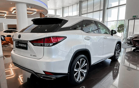 Lexus RX IV рестайлинг, 2021 год, 6 706 000 рублей, 5 фотография