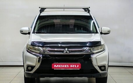 Mitsubishi Outlander III рестайлинг 3, 2015 год, 1 480 000 рублей, 3 фотография