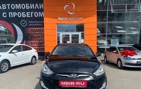 Hyundai Solaris II рестайлинг, 2011 год, 689 000 рублей, 2 фотография