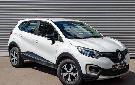 Renault Kaptur I рестайлинг, 2019 год, 1 050 000 рублей, 3 фотография