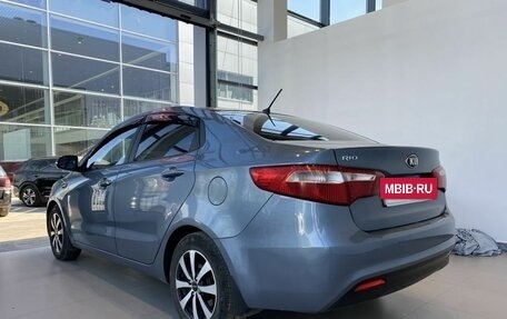 KIA Rio III рестайлинг, 2013 год, 825 000 рублей, 5 фотография