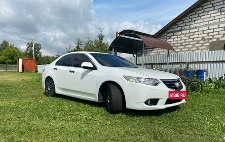 Honda Accord VIII рестайлинг, 2012 год, 1 650 000 рублей, 3 фотография