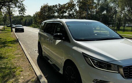 KIA Carnival III, 2018 год, 3 600 000 рублей, 3 фотография