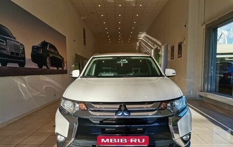 Mitsubishi Outlander III рестайлинг 3, 2016 год, 2 304 000 рублей, 3 фотография