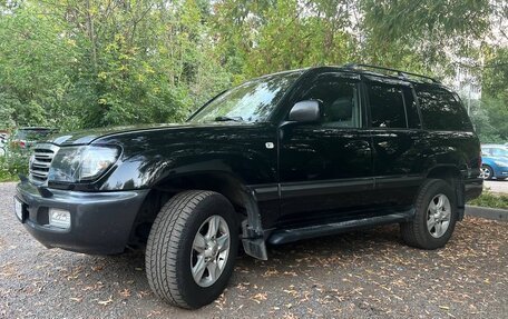 Toyota Land Cruiser 100 рестайлинг 2, 2004 год, 1 750 000 рублей, 12 фотография