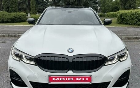 BMW 3 серия, 2019 год, 4 100 000 рублей, 2 фотография