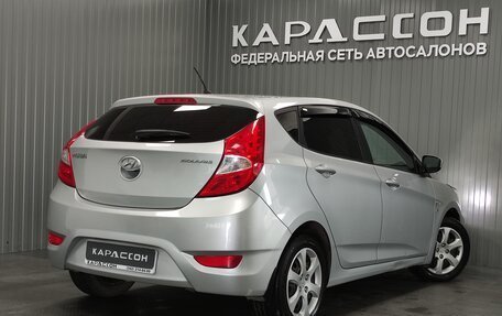 Hyundai Solaris II рестайлинг, 2013 год, 800 000 рублей, 2 фотография