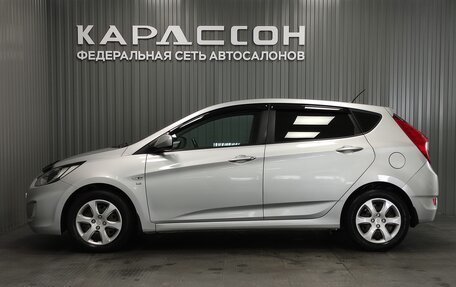 Hyundai Solaris II рестайлинг, 2013 год, 800 000 рублей, 5 фотография