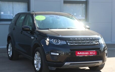 Land Rover Discovery Sport I рестайлинг, 2017 год, 2 899 000 рублей, 3 фотография