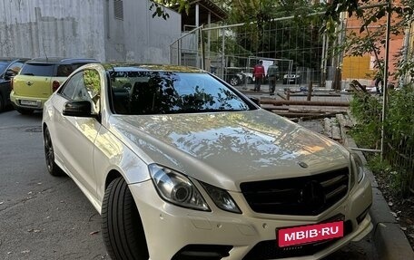 Mercedes-Benz E-Класс, 2012 год, 1 475 000 рублей, 1 фотография