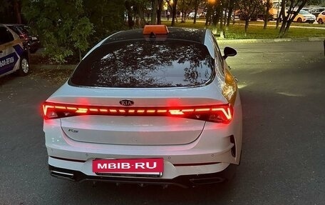 KIA K5, 2020 год, 2 410 000 рублей, 3 фотография