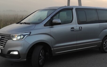 Hyundai Grand Starex Grand Starex I рестайлинг 2, 2019 год, 4 900 000 рублей, 27 фотография