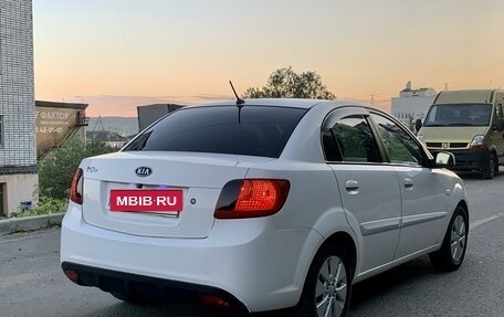 KIA Rio II, 2011 год, 665 000 рублей, 4 фотография