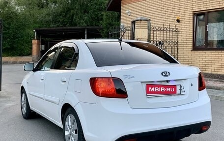 KIA Rio II, 2011 год, 665 000 рублей, 6 фотография