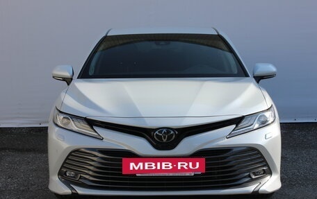 Toyota Camry, 2019 год, 3 150 000 рублей, 2 фотография