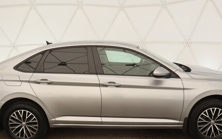 Volkswagen Jetta VII, 2020 год, 1 985 000 рублей, 2 фотография