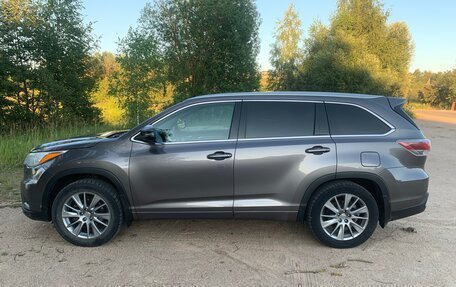 Toyota Highlander III, 2014 год, 3 250 000 рублей, 16 фотография