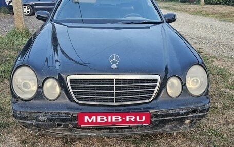 Mercedes-Benz E-Класс, 2000 год, 280 000 рублей, 3 фотография