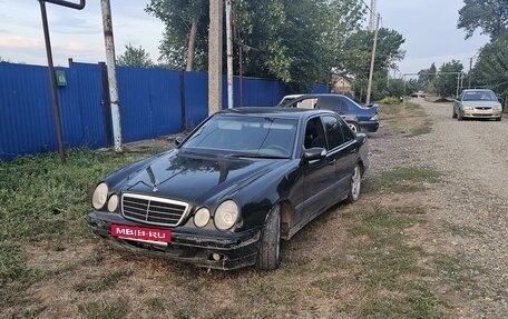 Mercedes-Benz E-Класс, 2000 год, 280 000 рублей, 2 фотография