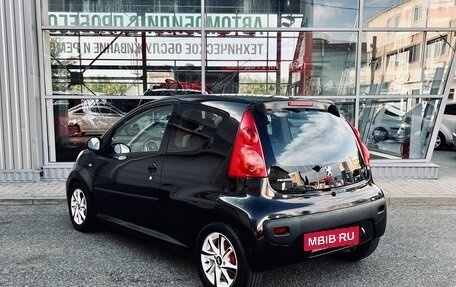 Peugeot 107 I рестайлинг, 2011 год, 545 000 рублей, 3 фотография