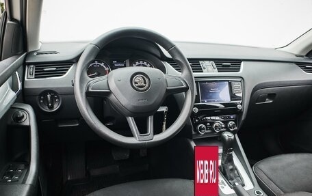 Skoda Octavia, 2019 год, 1 869 000 рублей, 8 фотография