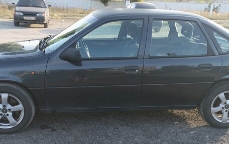 Opel Vectra A, 1995 год, 220 000 рублей, 3 фотография